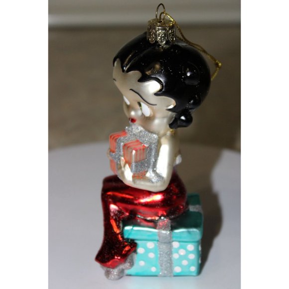 Kurt S Adler Ornament - Betty Boop in Red Dress Holding a Present - Picture 4 of 6